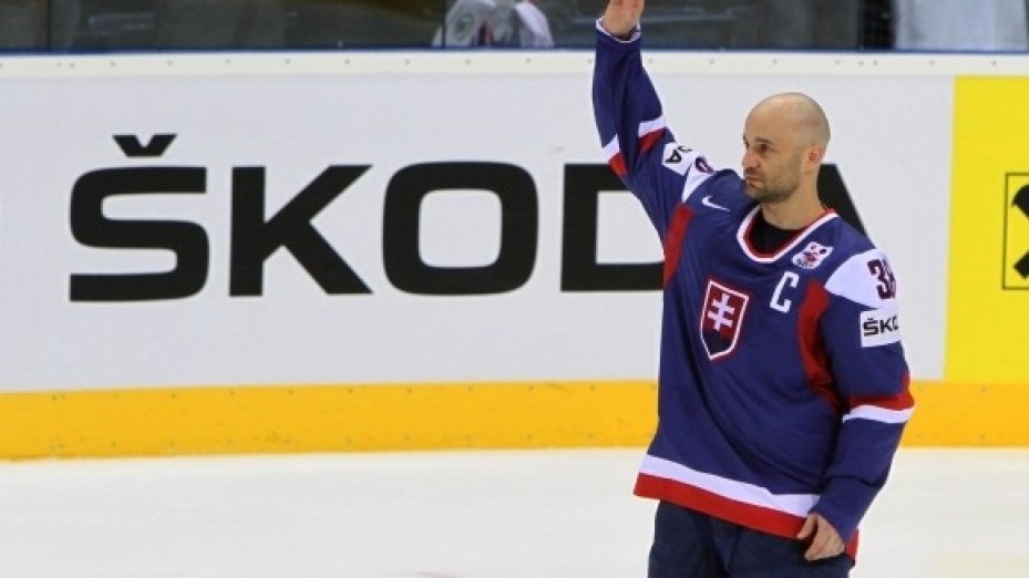Pavol Demitra v slovenskom drese