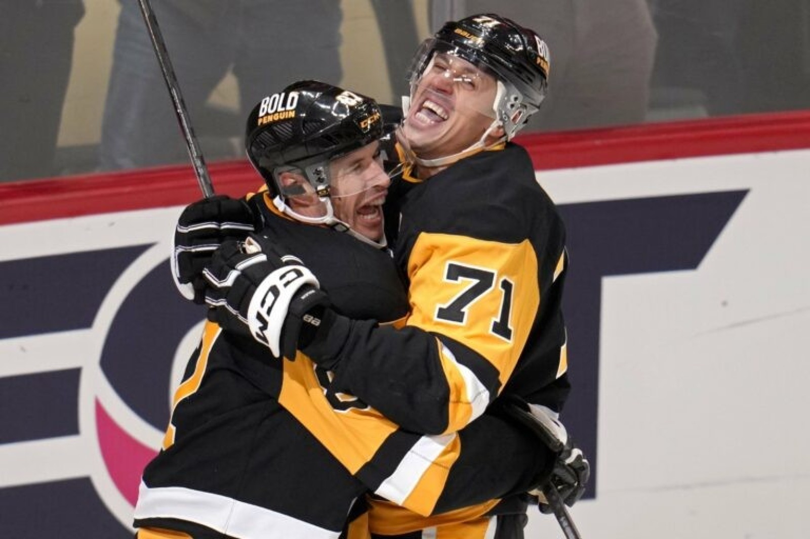 Sidney Crosby a Jevgenij Malkin