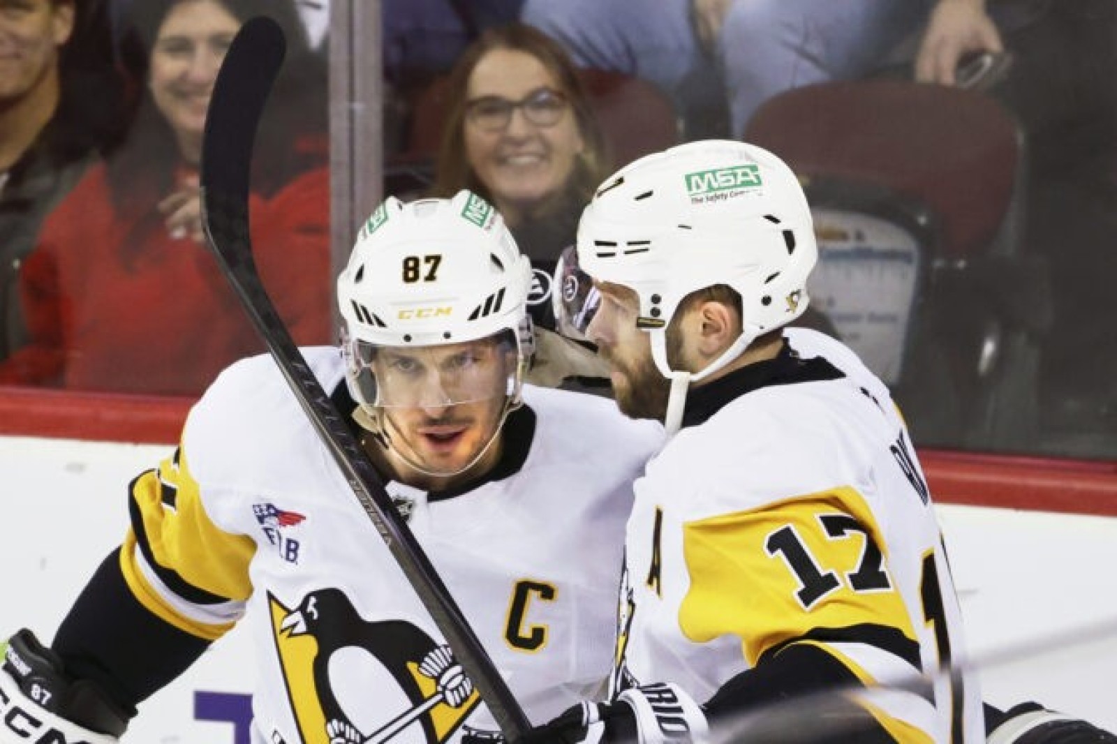 Hr&aacute;či Pittsburghu Penguins po g&oacute;le